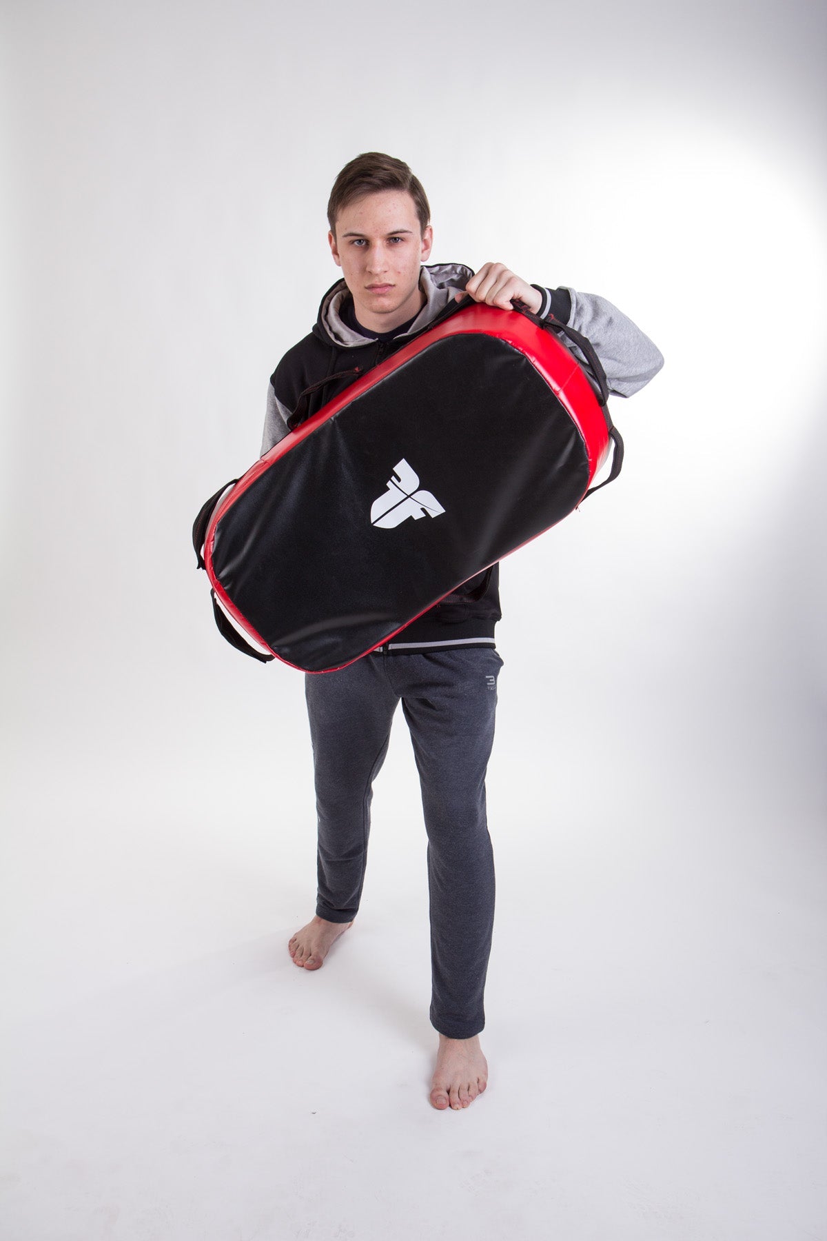 Bouclier de frappe réversible pour combattant - MULTI GRIP - noir/rouge, FKSH-11