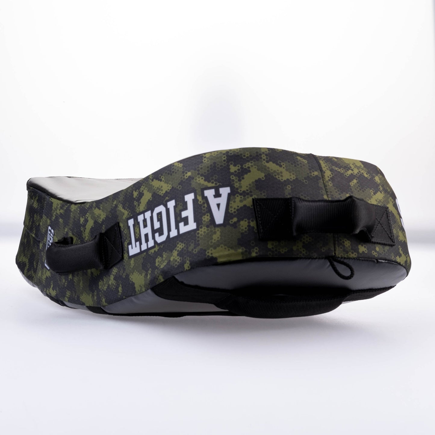 Bouclier de frappe Fighter MULTI GRIP "La vie est un combat" Camouflage vert - FKSH-27