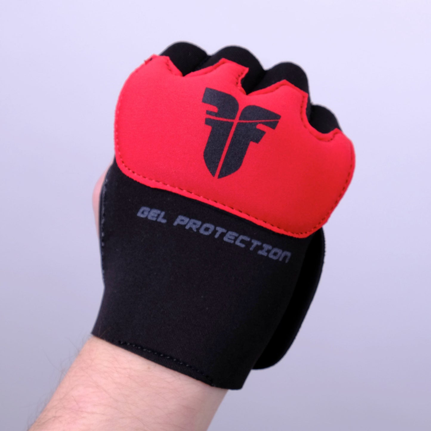 Bandages en gel Fighter Strap noir/rouge - FGW-001BR