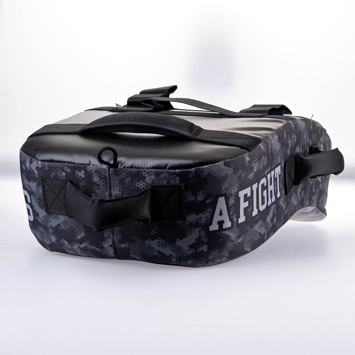 Bouclier de frappe Fighter MULTI GRIP "La vie est un combat"Camouflage gris - FKSH-29