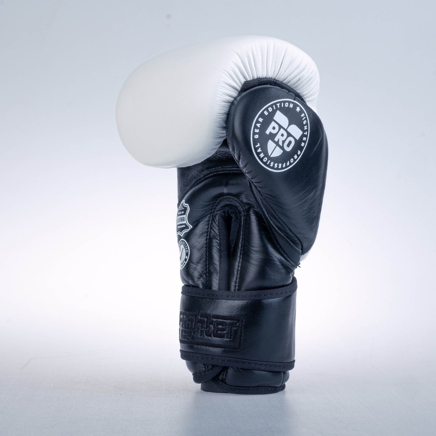 Gants de boxe Fighter Boxing Gloves Pro blanc - FBG-PRO-001