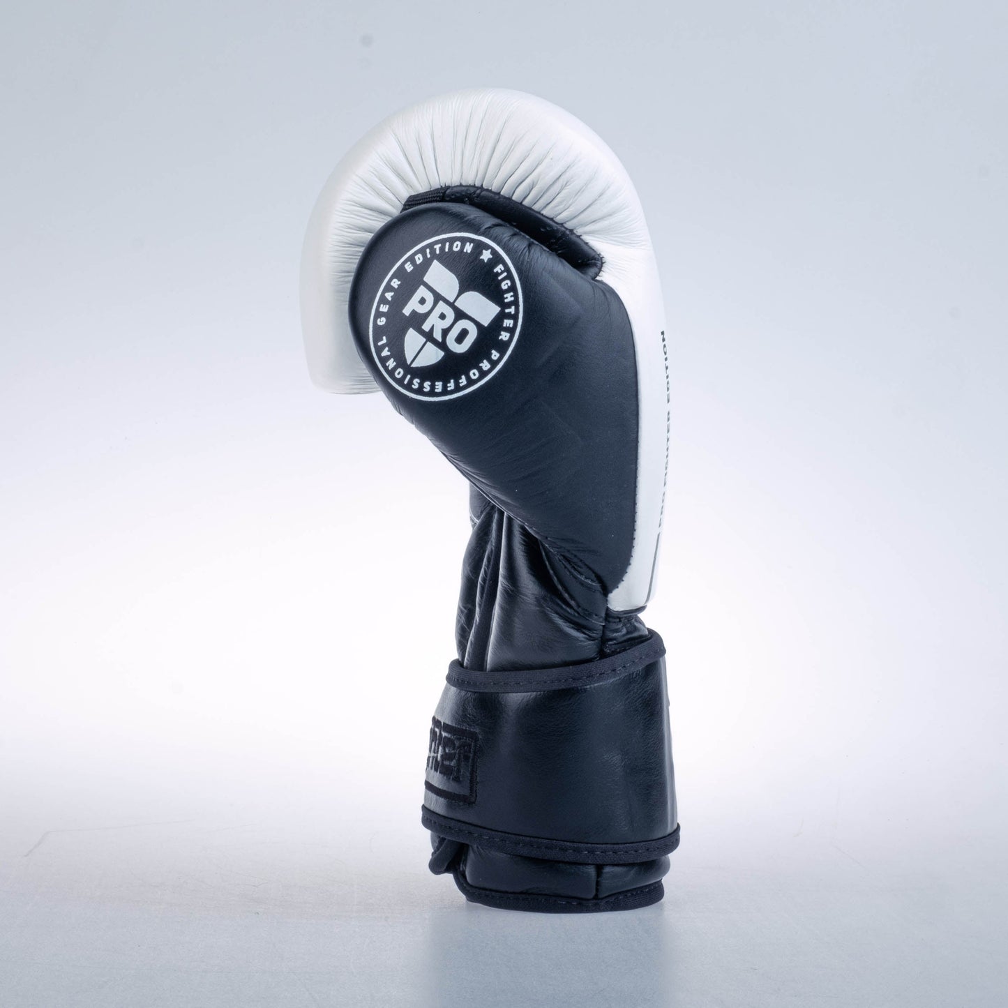 Gants de boxe Fighter Boxing Gloves Pro blanc - FBG-PRO-001