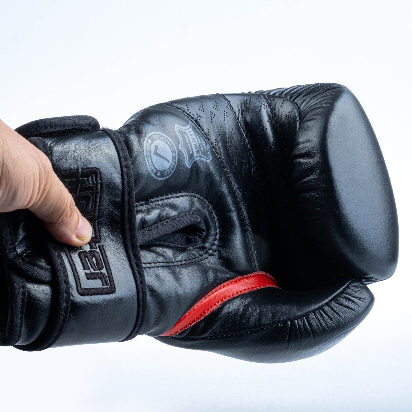 Gant de boxe Fighter Boxing Gloves Pro noir - FBG-PRO-002