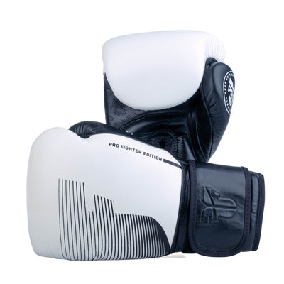 Gants de boxe Fighter Boxing Gloves Pro blanc - FBG-PRO-001 - Fighter Sport