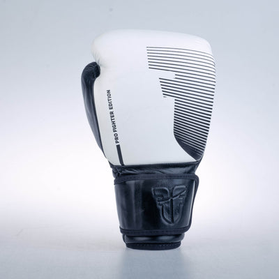 Gants de boxe Fighter Boxing Gloves Pro blanc - FBG-PRO-001 - Fighter Sport