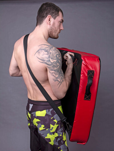Bouclier de frappe plastron Fighter noir/rouge - FKPS-01 - Fighter Sport