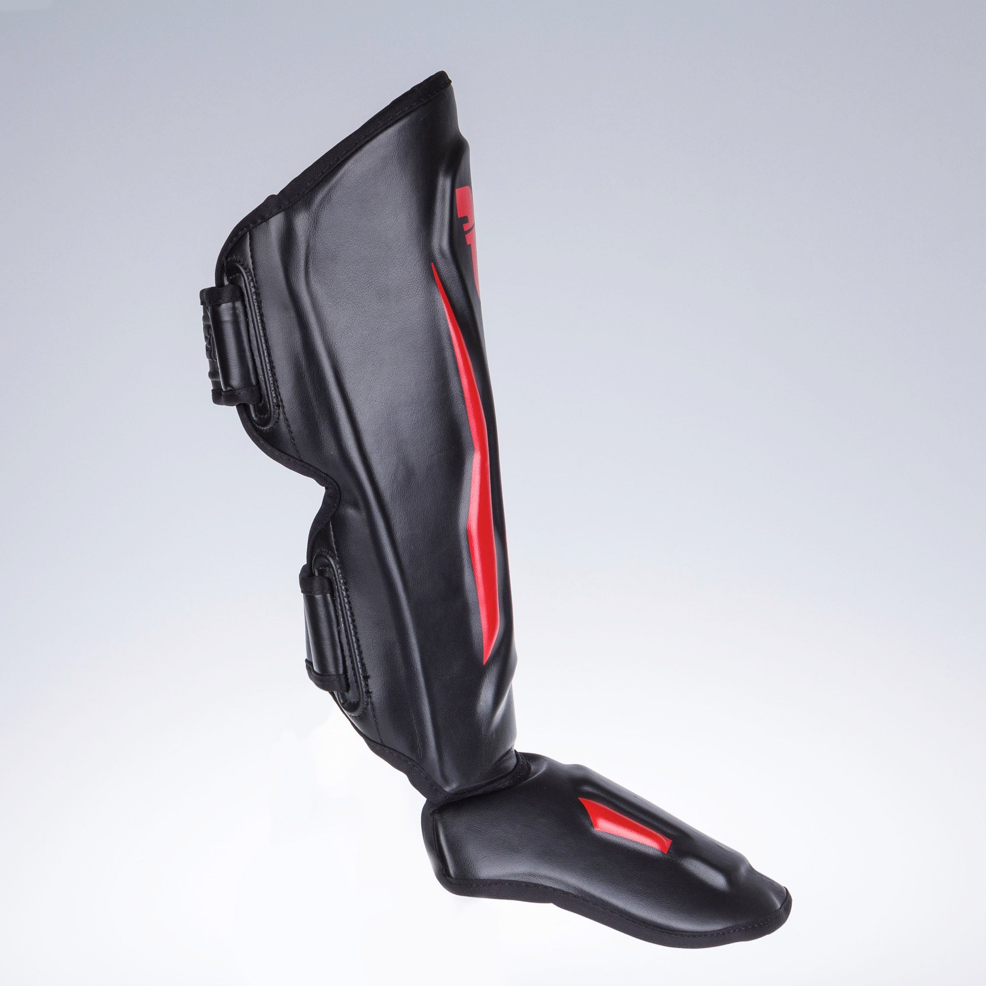 Protège-tibias Fighter Thai Ergo noir/rouge - FSG-004BR - Fighter Sport