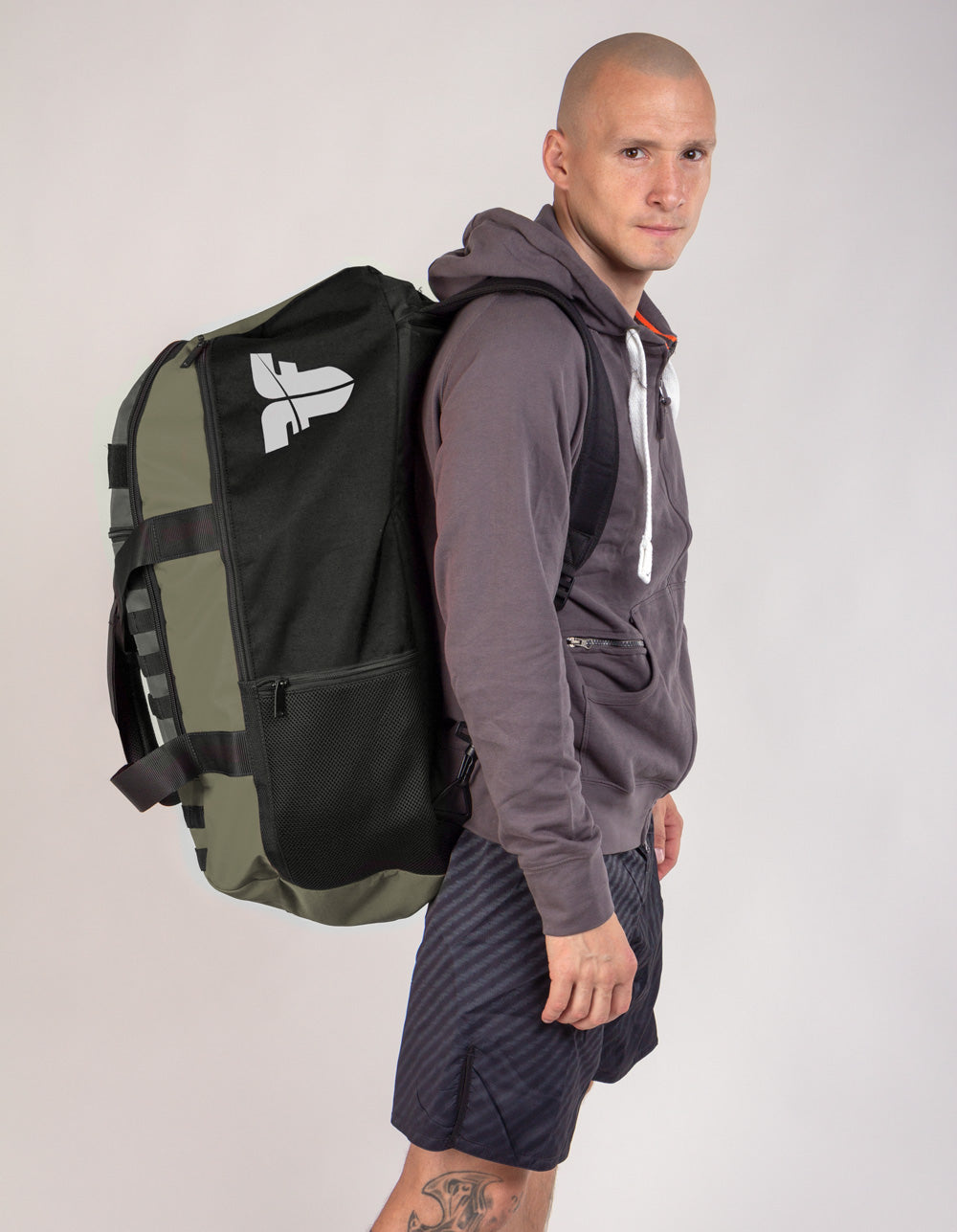 Sac de sport Fighter LINE XL - vert armée/gris/noir, FTBP-03 - Fighter Sport